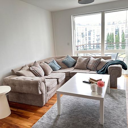 Centrally Located 1Br Apt Near Edg Cricket, University Of Bham, Priory Hospital & Cannon Hill Park เบอร์มิงแฮม ภายนอก รูปภาพ