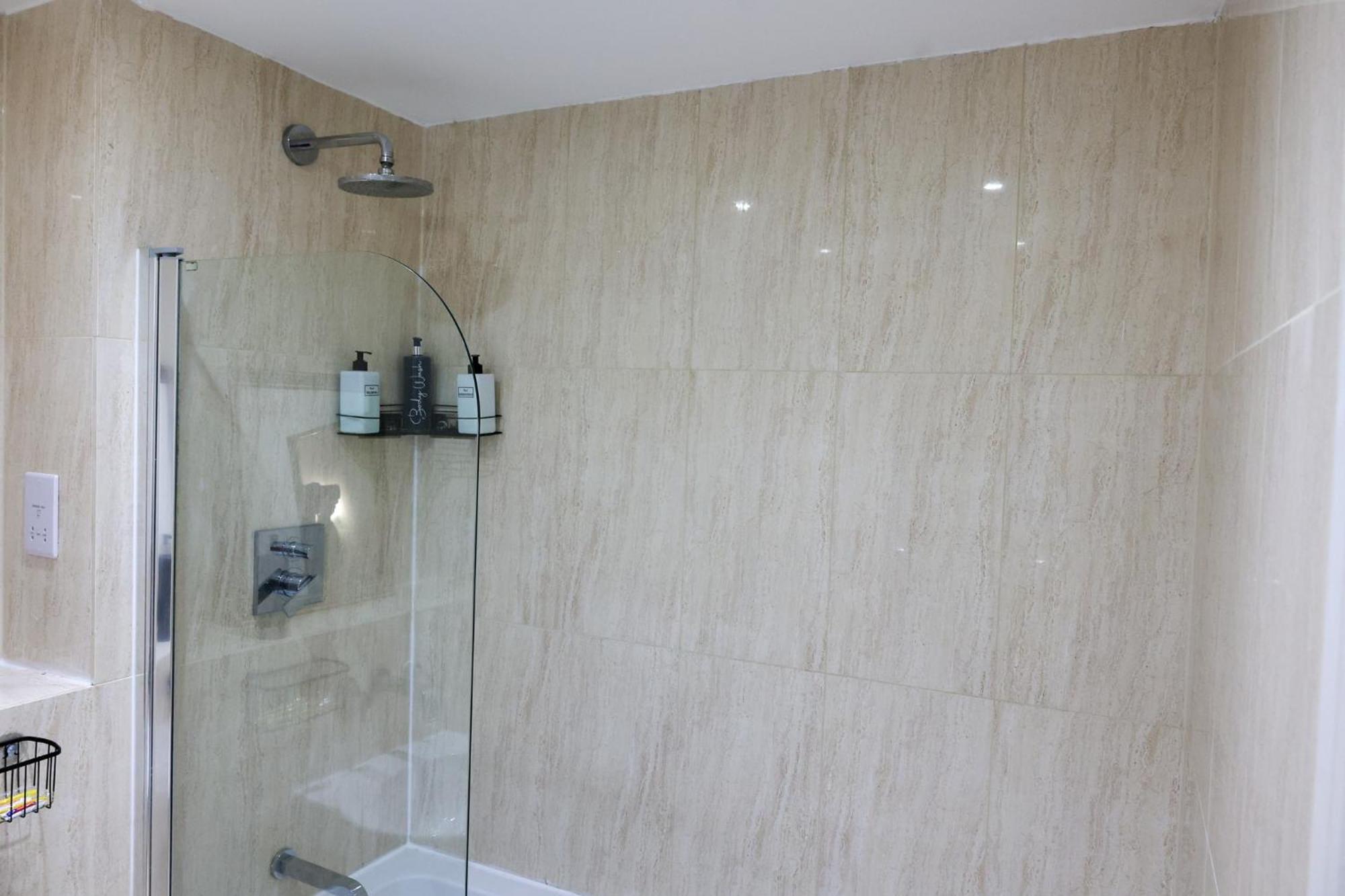 Centrally Located 1Br Apt Near Edg Cricket, University Of Bham, Priory Hospital & Cannon Hill Park เบอร์มิงแฮม ภายนอก รูปภาพ
