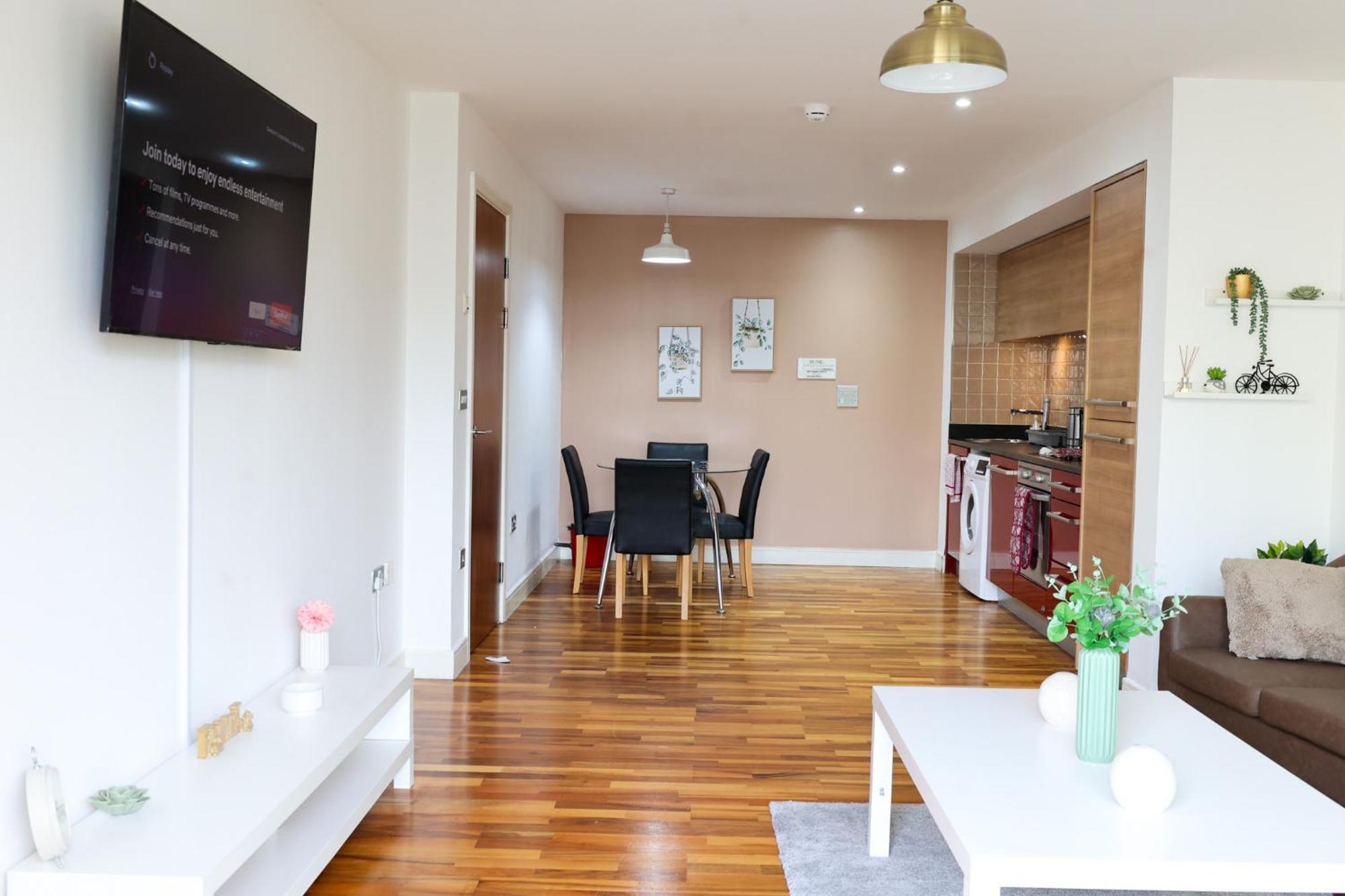 Centrally Located 1Br Apt Near Edg Cricket, University Of Bham, Priory Hospital & Cannon Hill Park เบอร์มิงแฮม ภายนอก รูปภาพ