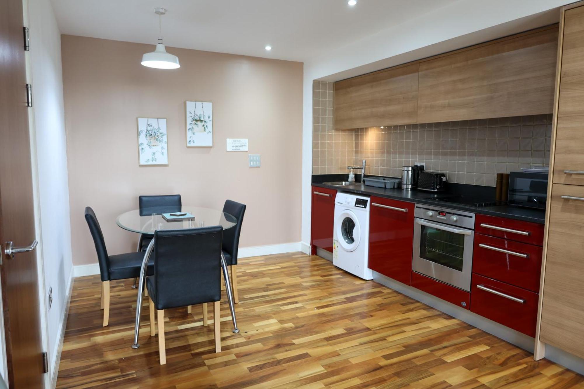 Centrally Located 1Br Apt Near Edg Cricket, University Of Bham, Priory Hospital & Cannon Hill Park เบอร์มิงแฮม ภายนอก รูปภาพ